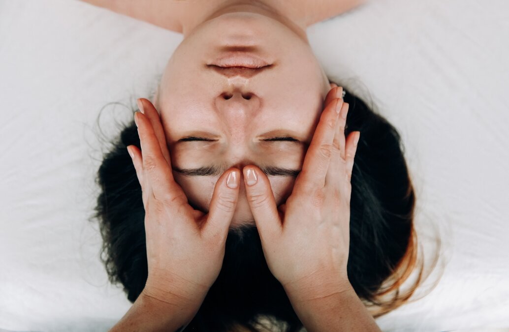 Yüz Yogası: Faydaları ve Etkileri