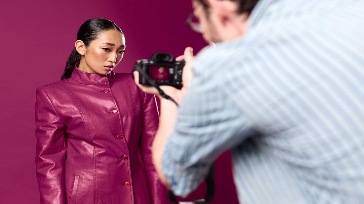 Yıllar Geçtikçe Moda Dünyasında Değişen Renk ve Kalıp Trendleri