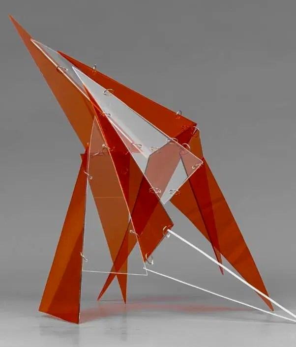 Ahmet Yiğider: Heykellerde Dingin Kaotik Enerji