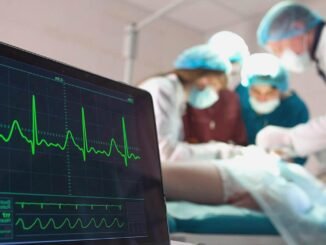 6 Yılda 3 Ameliyat ve 20 Kilo Tümör - Kadın Girişim