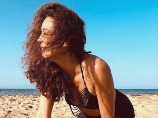 Azra Akın Ebru Gündeş'e Benzeyen Görünümüyle Konuşuldu - Kadın Girişim