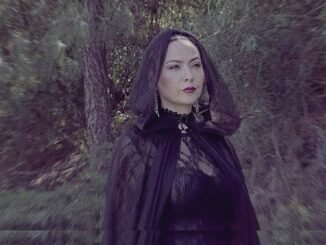 Yasemin Uğurlu’dan Yeni Tekli: Kızıl Topraklar - Kadın Girişim